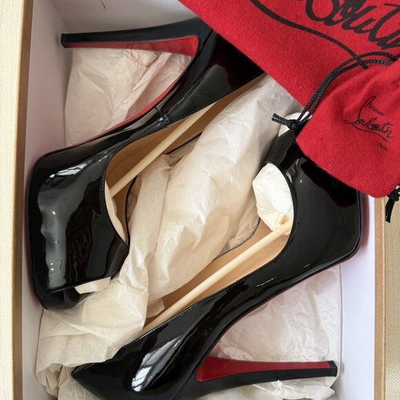 Christian Louboutin Very Prive 120 Black Patent Leather Heels - Picture 16 of 16